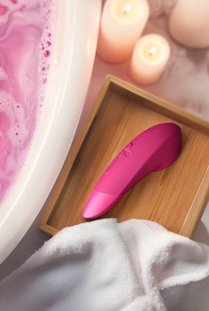 Clitoral Stimulator - Womanizer Enhance